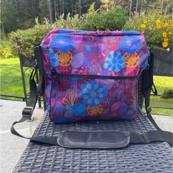 Vive Tote - Picture 2 of 4